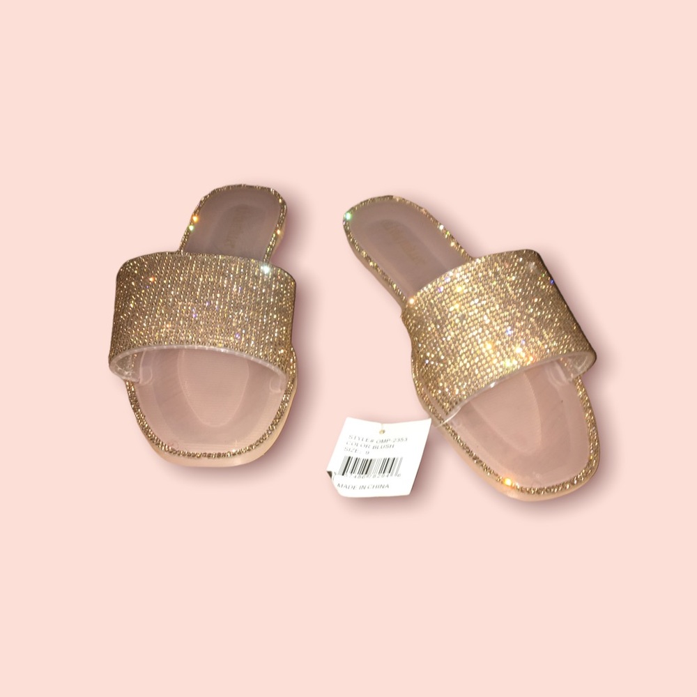 Size nine slides